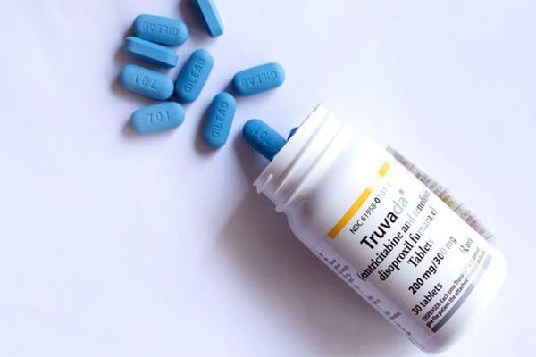 Biệt dược Truvada (Gilead Sciences Inc) dùng trong điều trị dự phòng trước phơi nhiễm HIV/AIDS.
