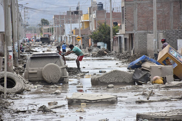 Sau một trận mưa rất lớn ở bắc Peru.