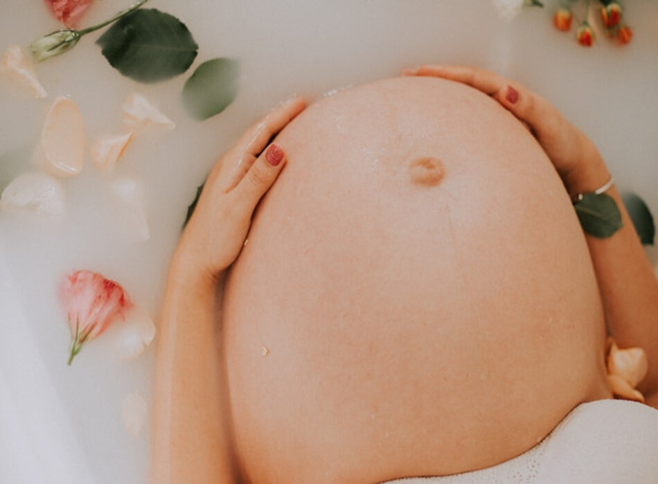 Dùng nước hoa khi mang thai có an toàn không ?